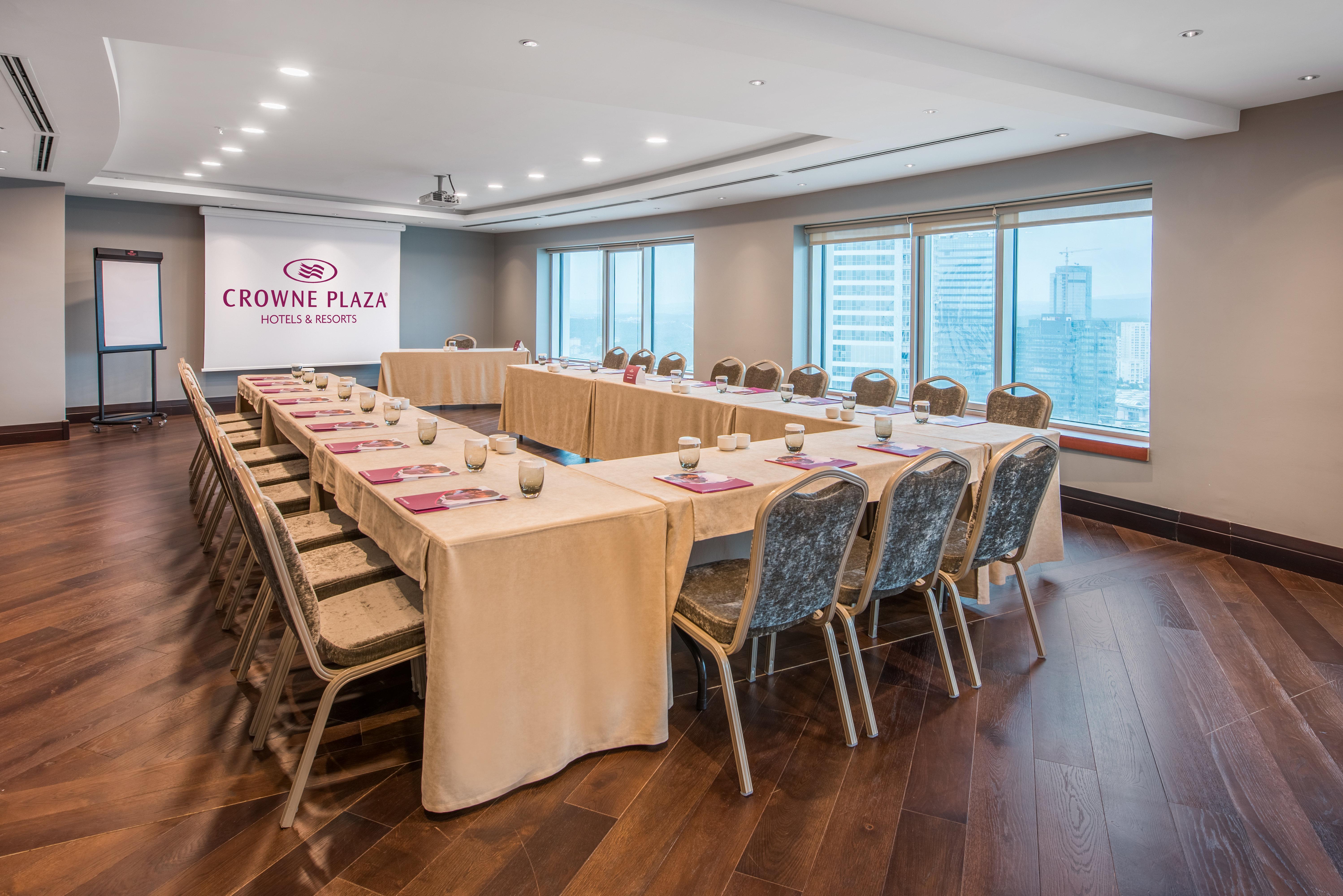 Crowne Plaza Oryapark, An Ihg İstanbul