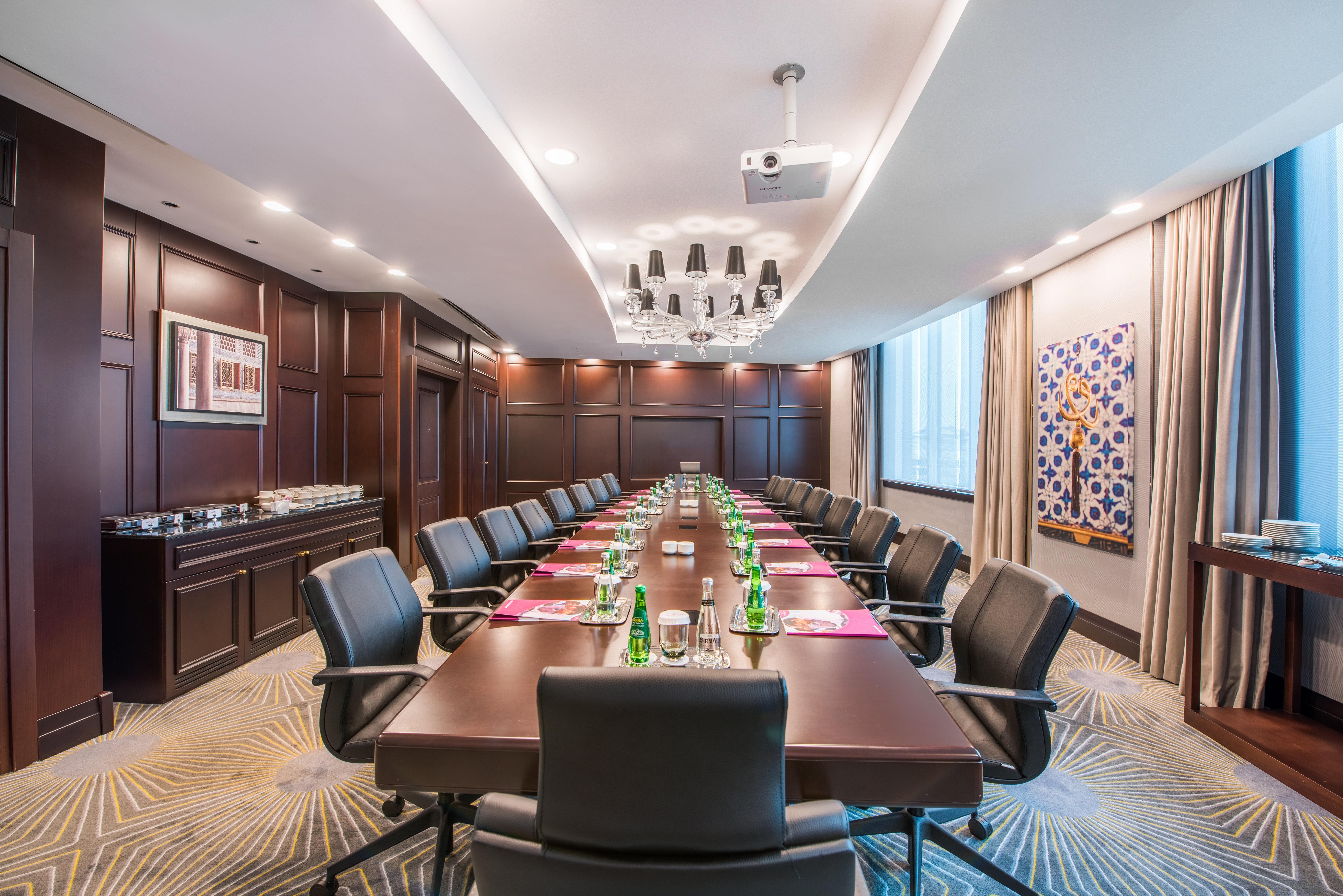 Crowne Plaza Oryapark, An Ihg Otel