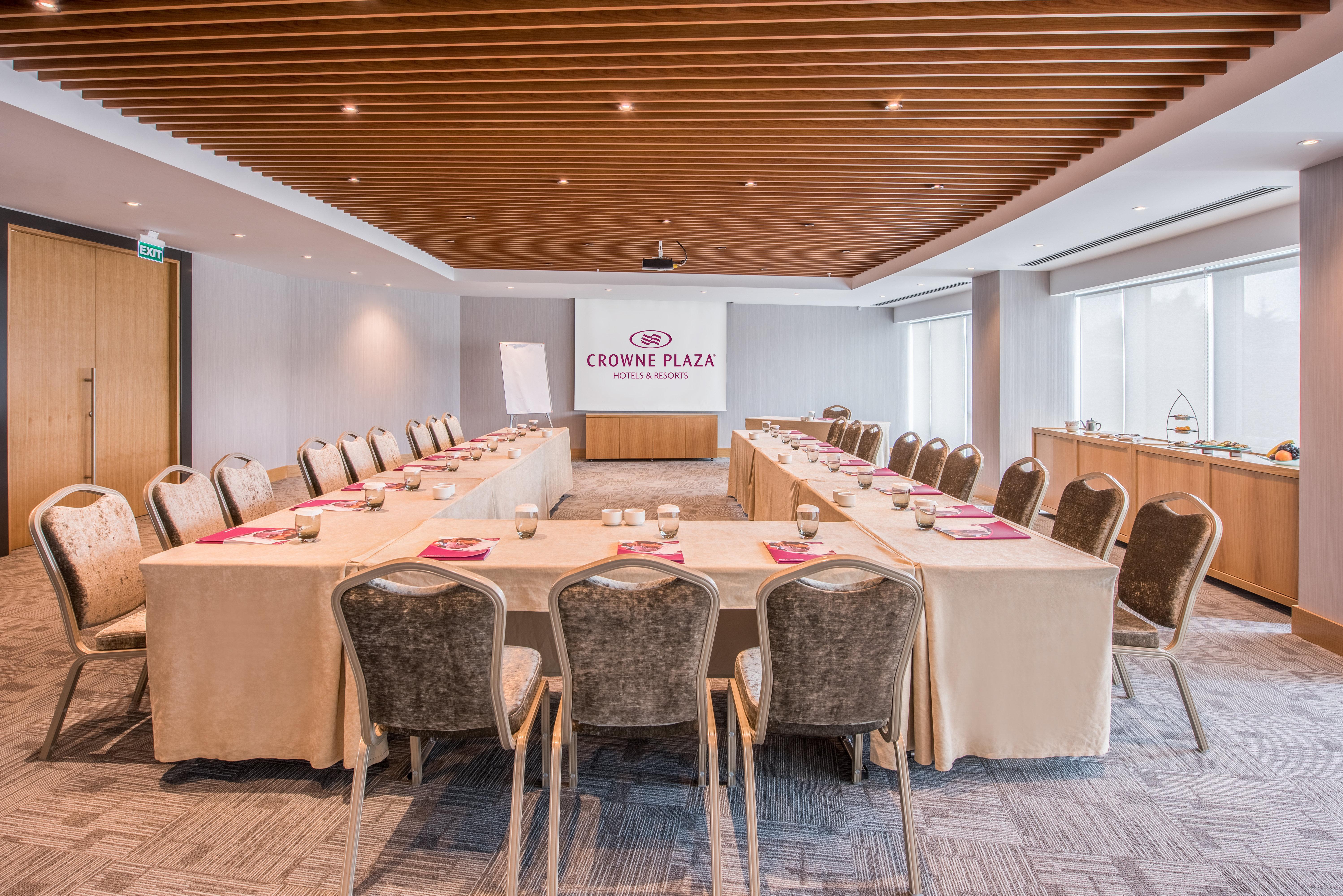 Hotel Crowne Plaza Oryapark By Ihg Istanboel